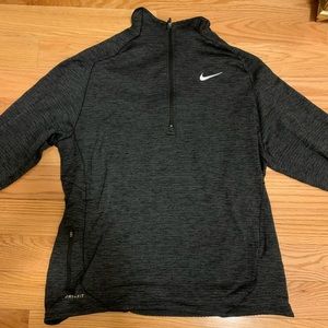 Nike Pullover